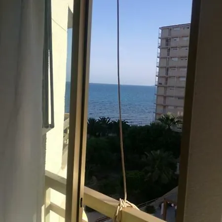 Primera Linea De Mar إل كامبيلو